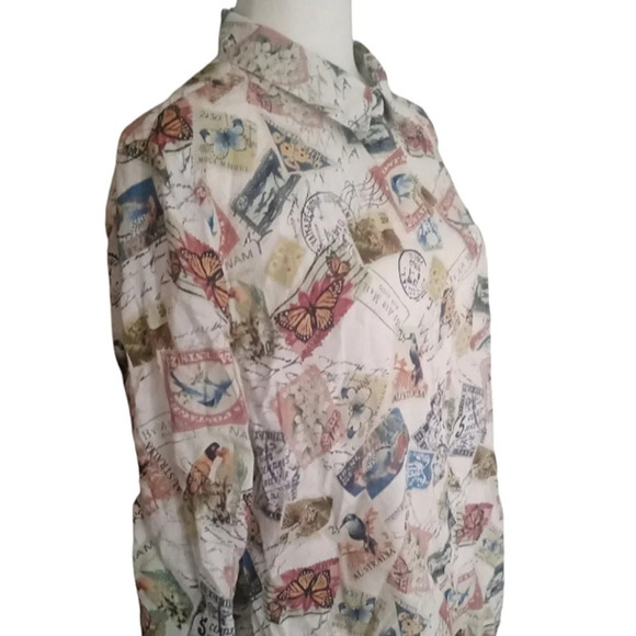 Chico's Button Front Novelty Postage Stamp Print 100% Linen Blouse Size XL - Picture 4 of 5